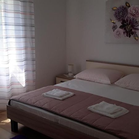 Mini apartment Petra - rooms Purple&Green with kitchen&garden Dubrovnik Buitenkant foto