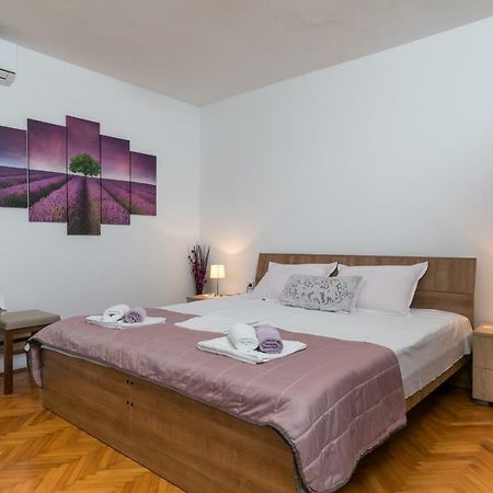 Mini apartment Petra - rooms Purple&Green with kitchen&garden Dubrovnik Buitenkant foto