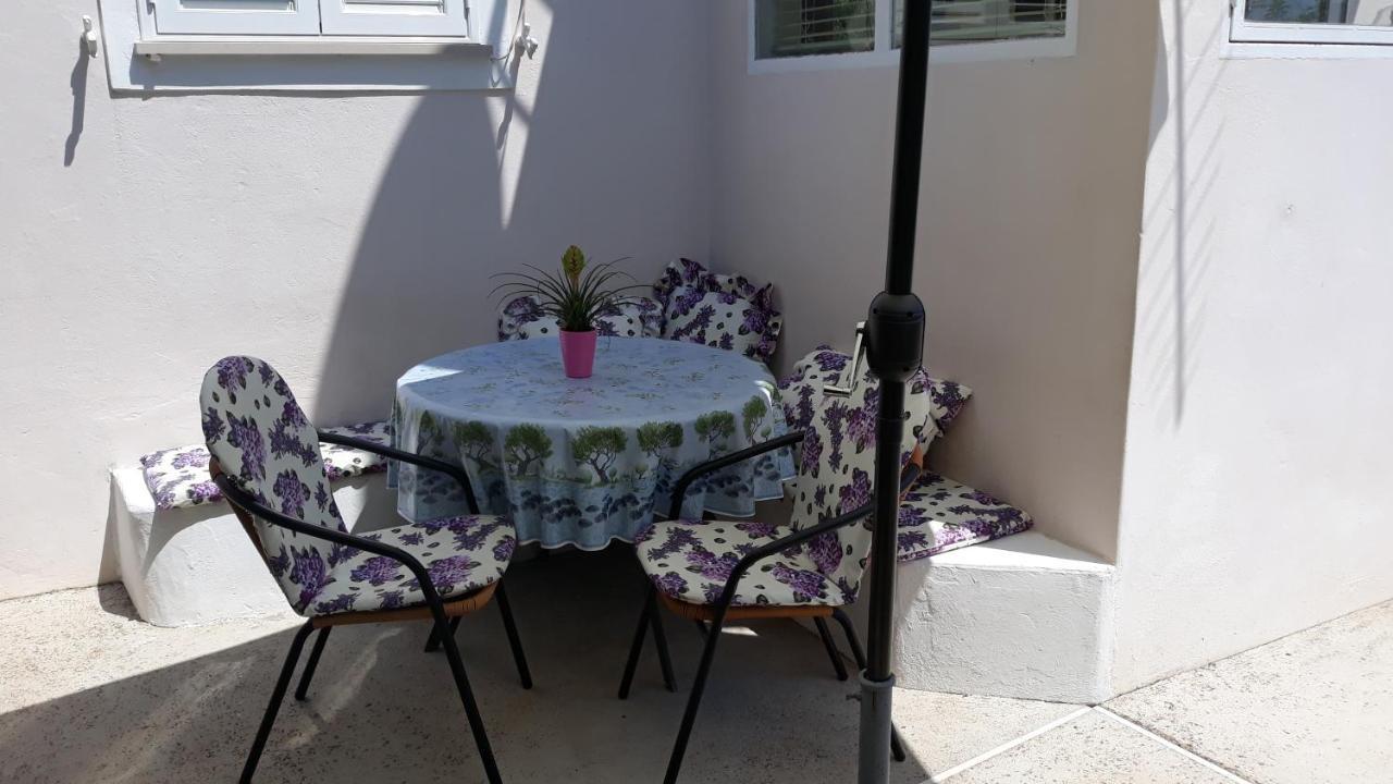 Mini apartment Petra - rooms Purple&Green with kitchen&garden Dubrovnik Buitenkant foto