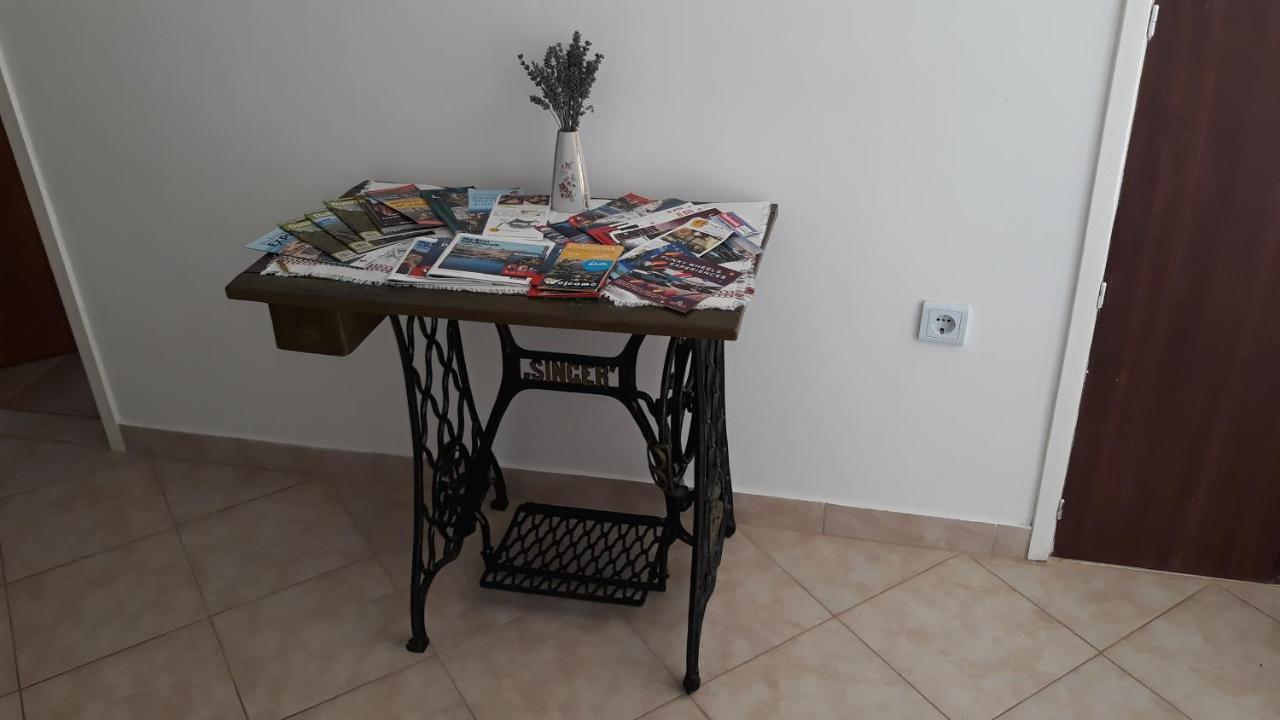 Mini apartment Petra - rooms Purple&Green with kitchen&garden Dubrovnik Buitenkant foto