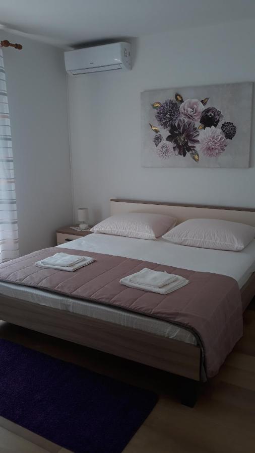 Mini apartment Petra - rooms Purple&Green with kitchen&garden Dubrovnik Buitenkant foto