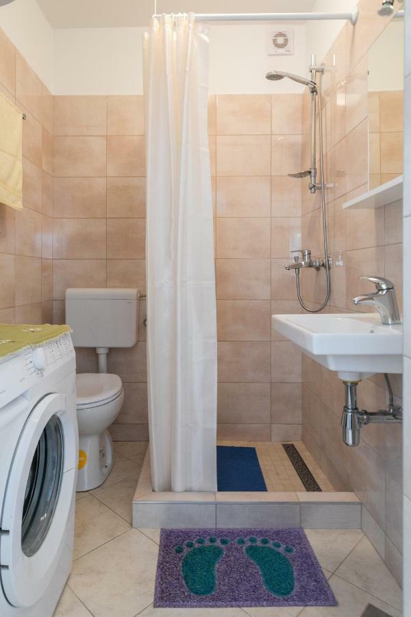 Mini apartment Petra - rooms Purple&Green with kitchen&garden Dubrovnik Buitenkant foto