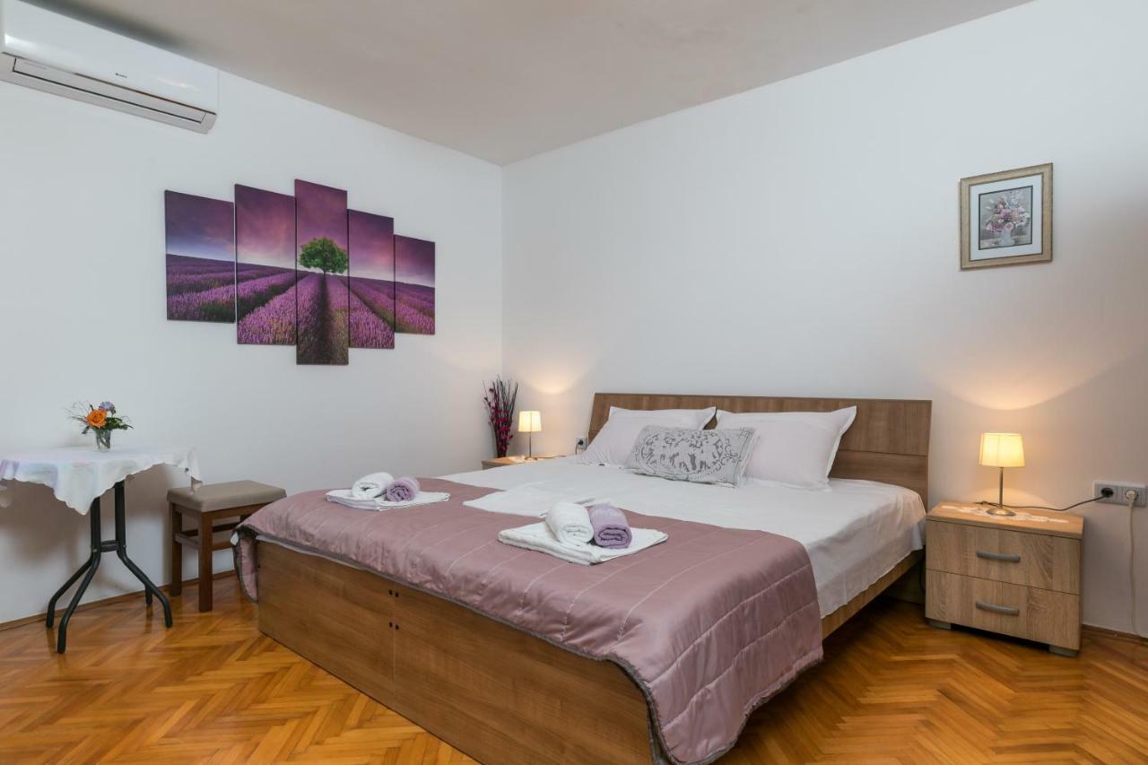 Mini apartment Petra - rooms Purple&Green with kitchen&garden Dubrovnik Buitenkant foto